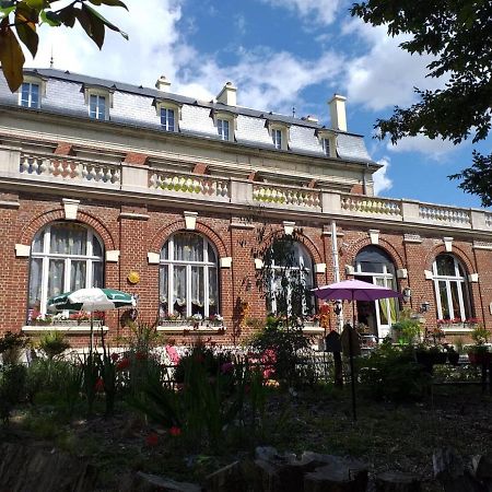 Villa Les Camelias Fontaine-lès-Vervins Eksteriør billede